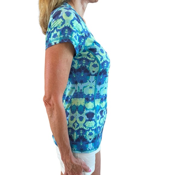 Title Nine short sleeve multi-colored printed shirt in size small. - Picture 3 of 7